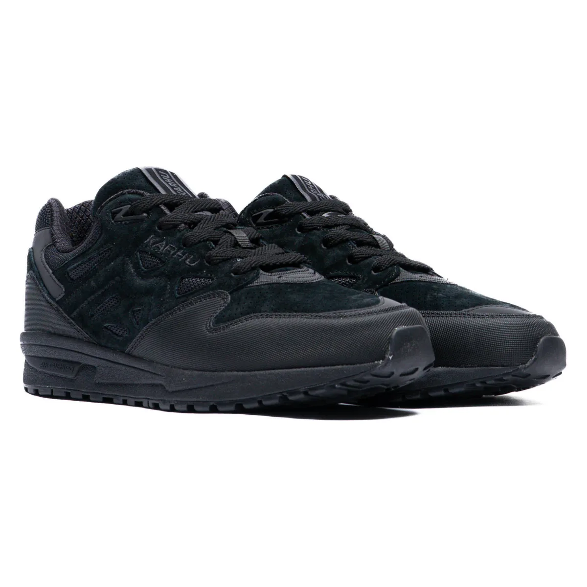 Karhu Legacy 96 "Jet Black"