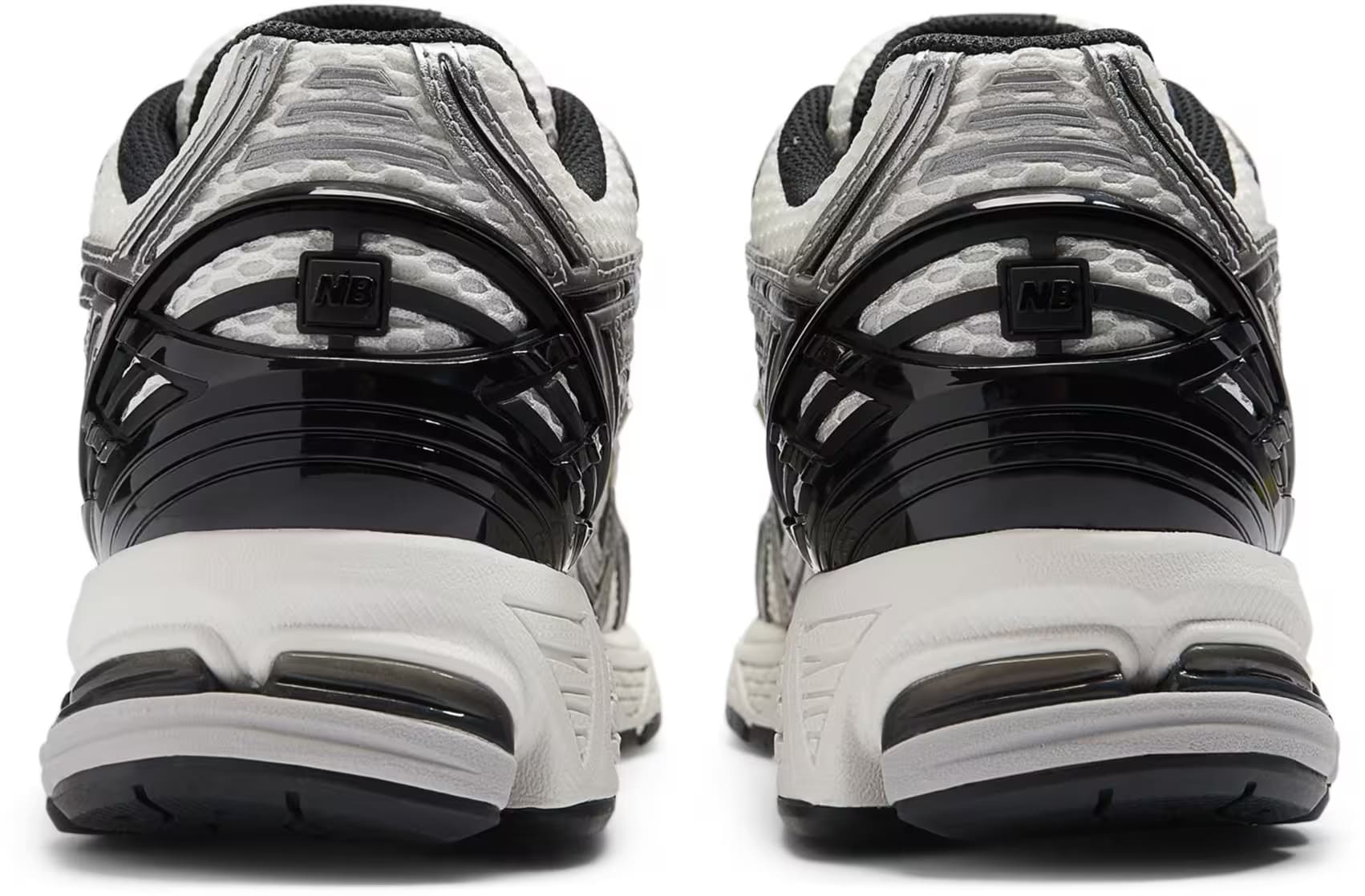 New Balance 1906R "Silver Metallic"