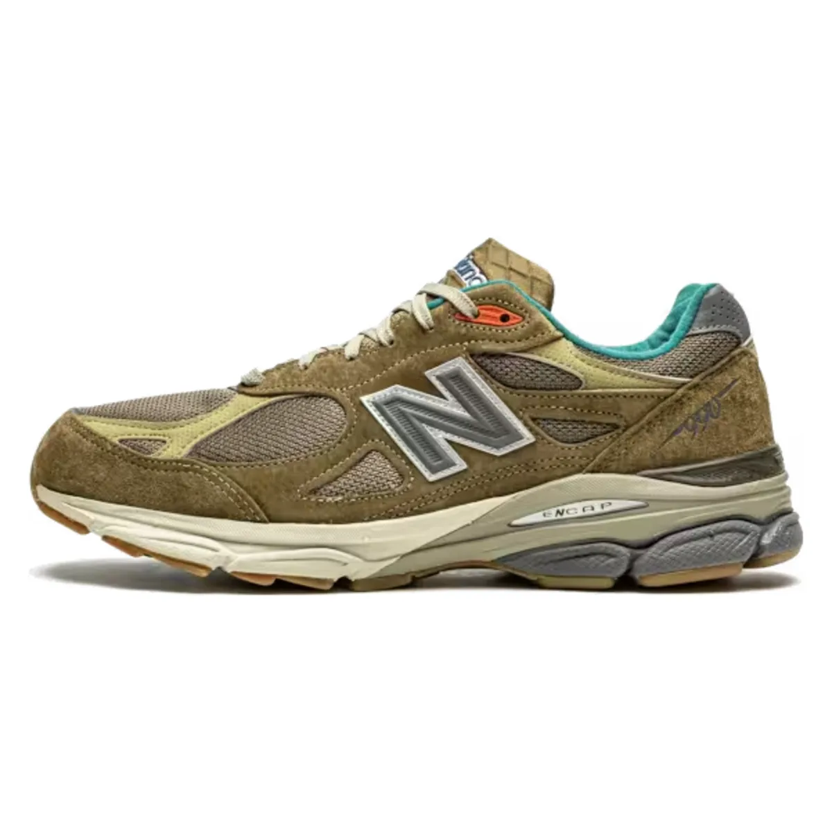 New Balance 990v3 MiUSA Bodega Here To Stay