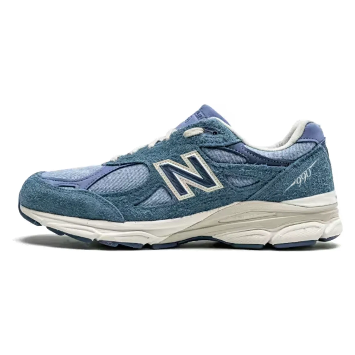 New Balance 990v3 MiUSA Levi's Denim