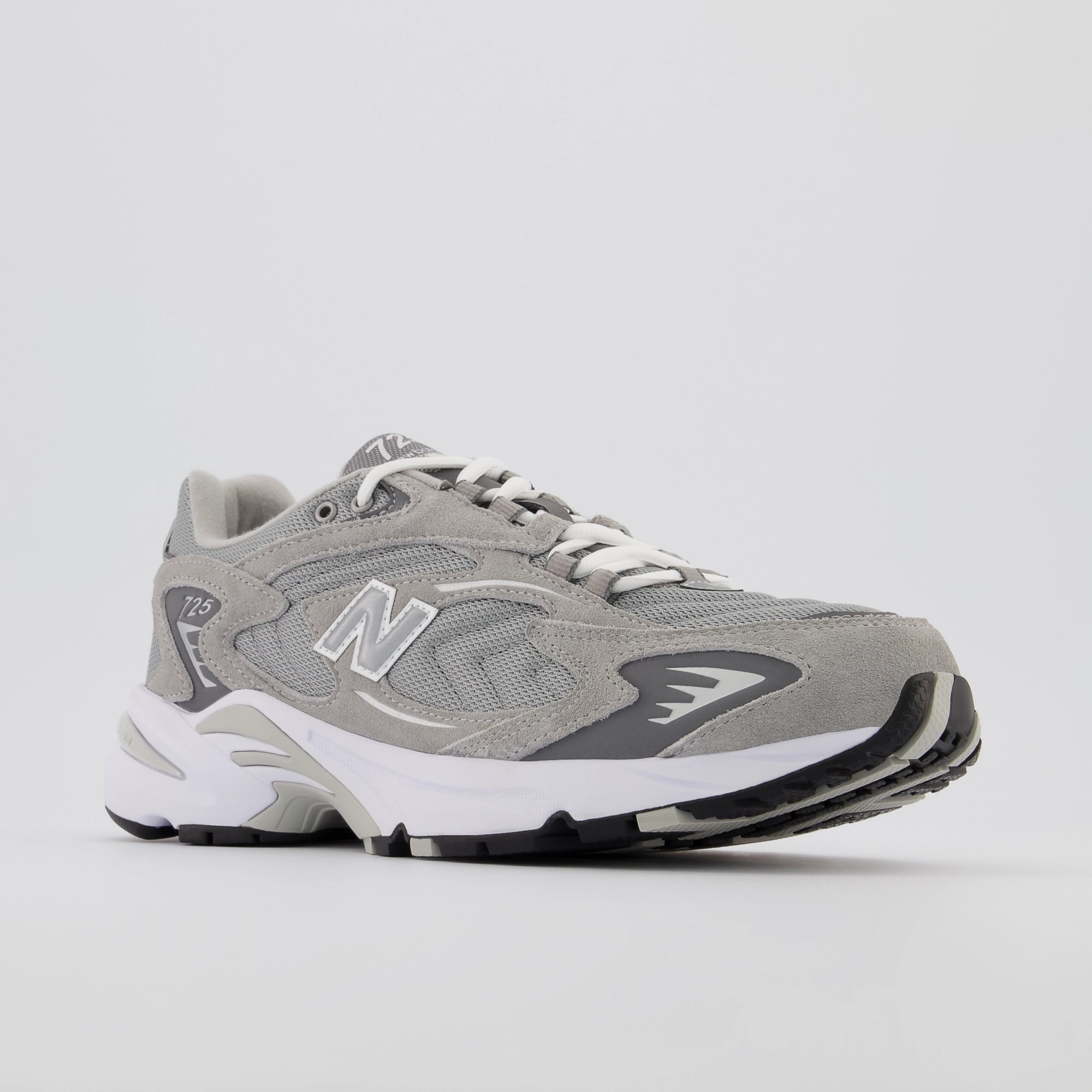 New Balance 725 Grey