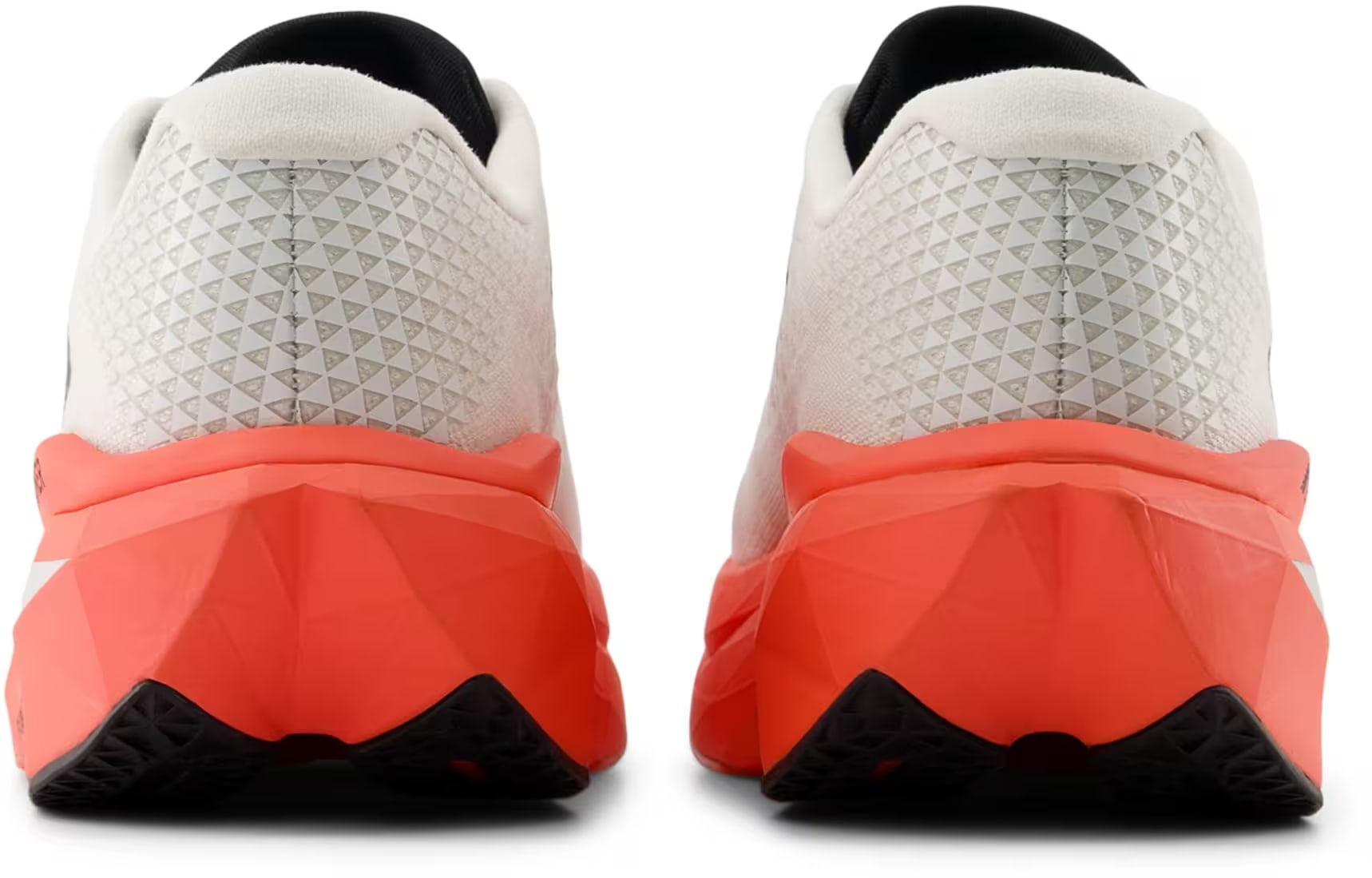 New Balance FuelCell SuperComp Trainer v3 Urgent Red Sea Salt Black