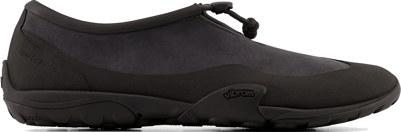 New Balance MT10T "Black Cement"