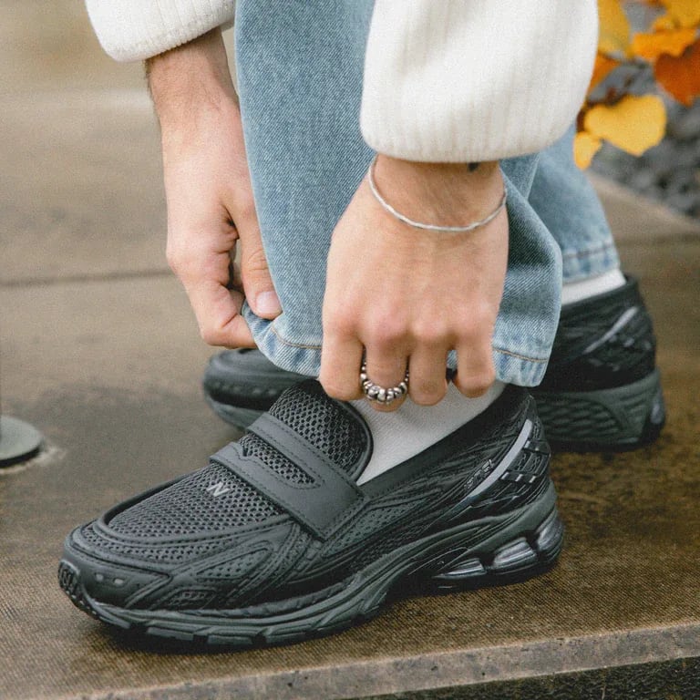 New Balance 1906 Loafer "Black"