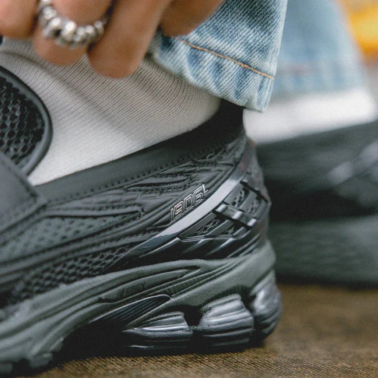 New Balance 1906 Loafer "Black"