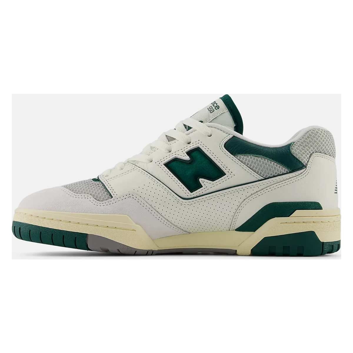 New Balance 550 "Sea Salt / Marsh Green"