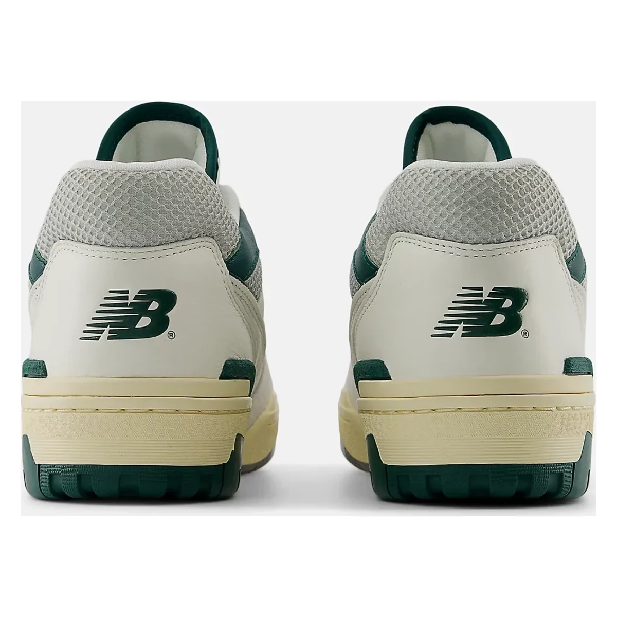 New Balance 550 "Sea Salt / Marsh Green"