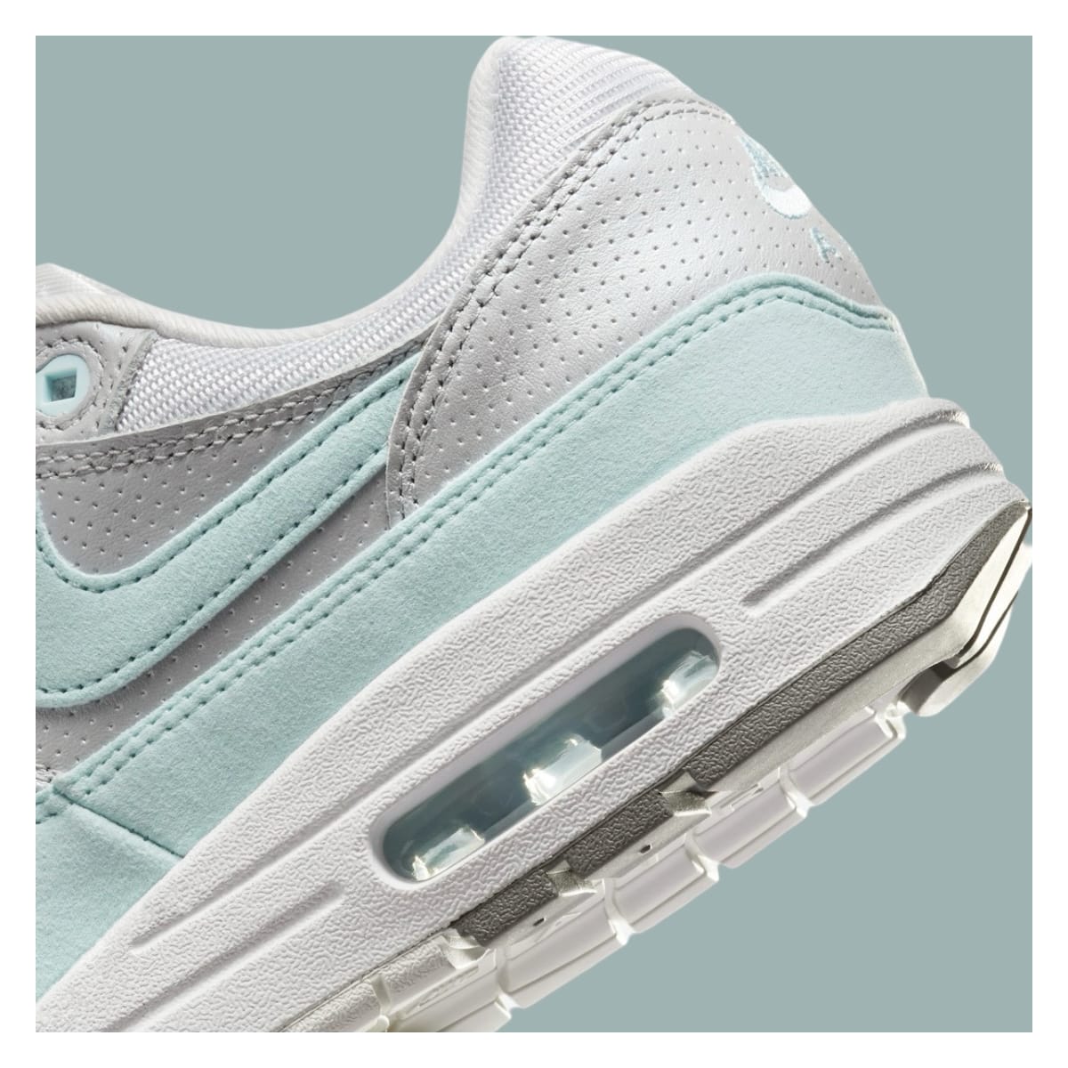 Nike Air Max 1 '87 "Glacier Blue"