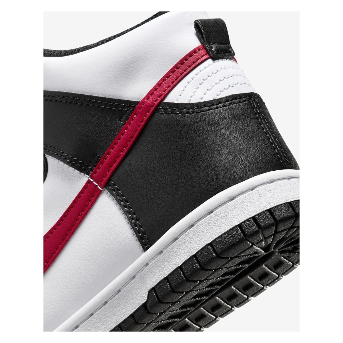 Nike Dunk High GS "Black Gym Red"