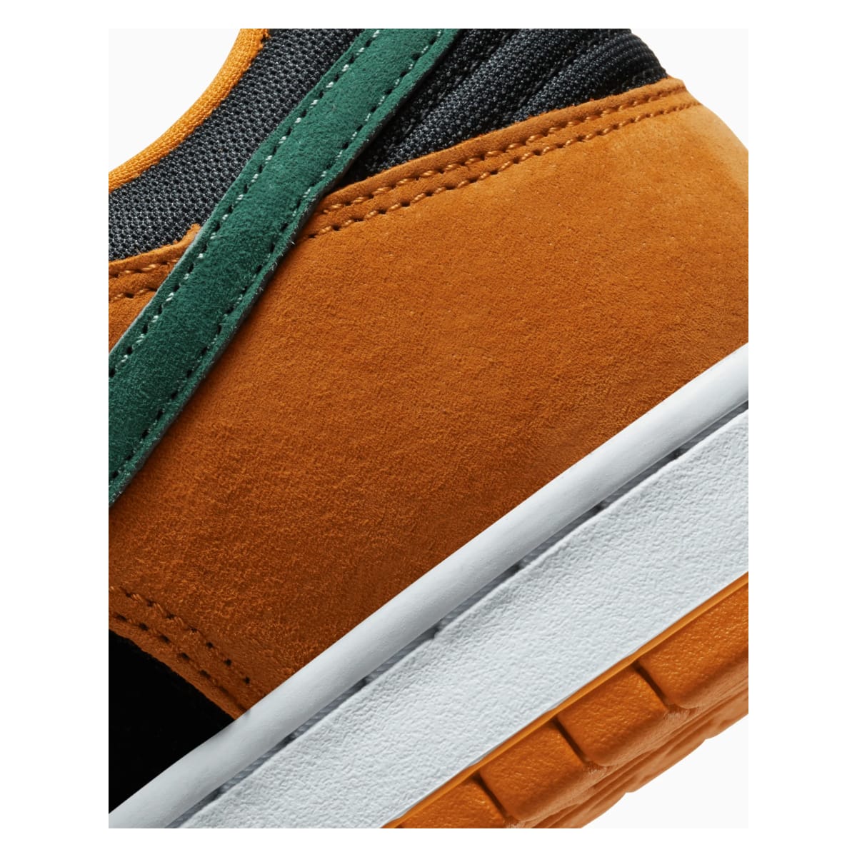 Nike Dunk Low "Ceramic"