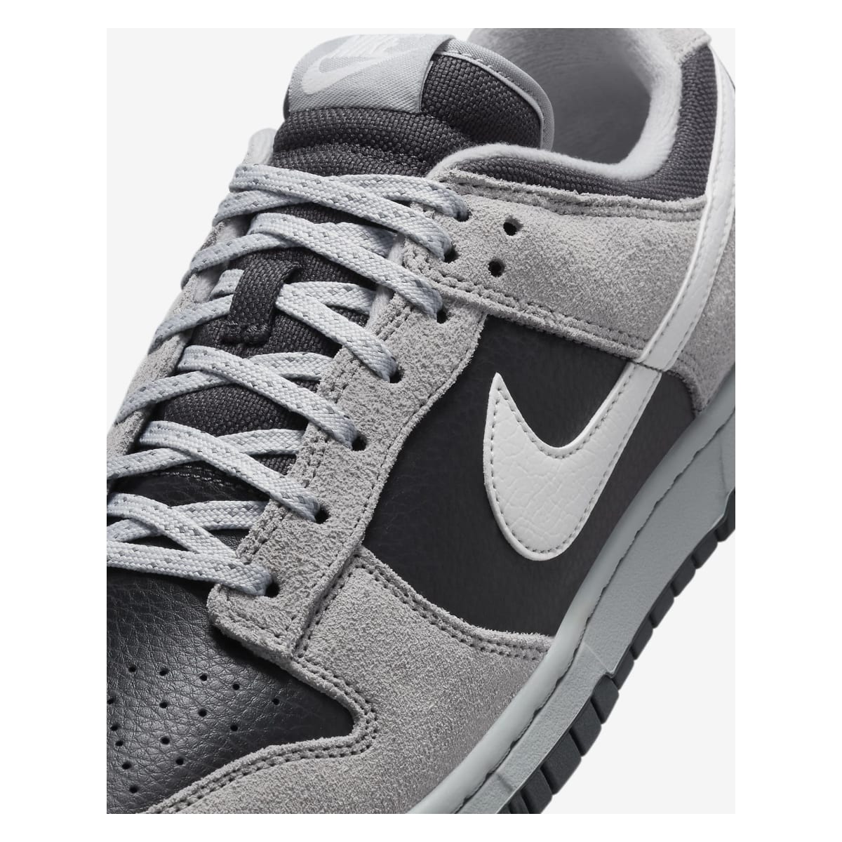 Nike Dunk Low "Light Smoke Grey"