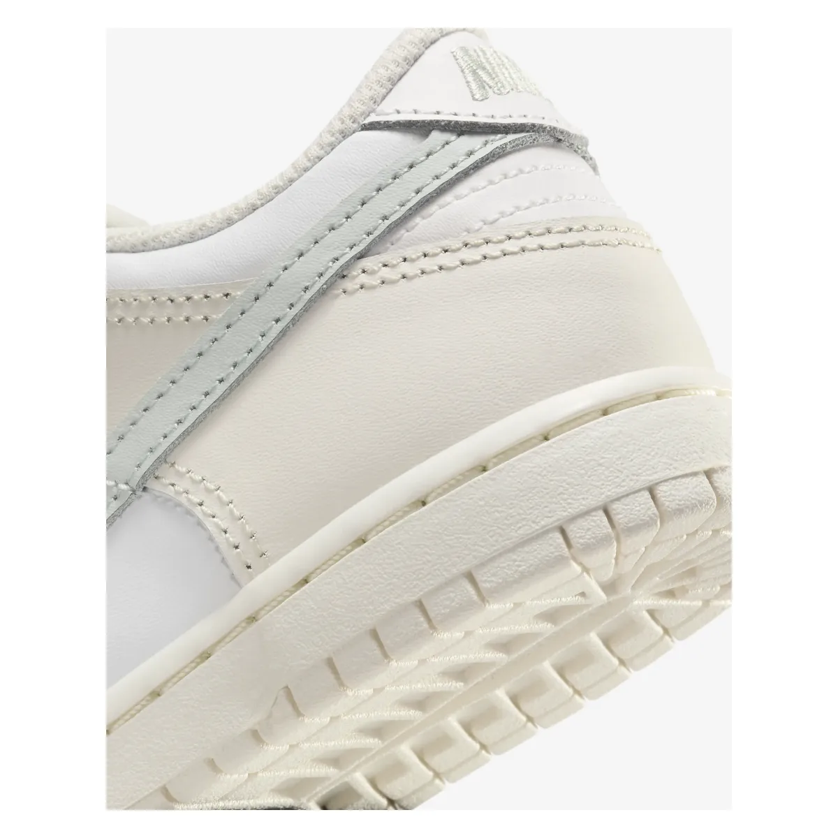 Nike Dunk Low PS "Light Silver"