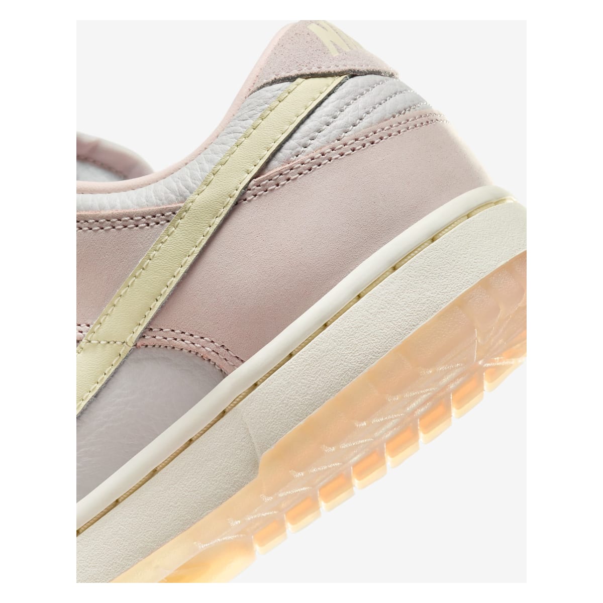 Nike Dunk Low Premium "Pink Ribbon Laces"