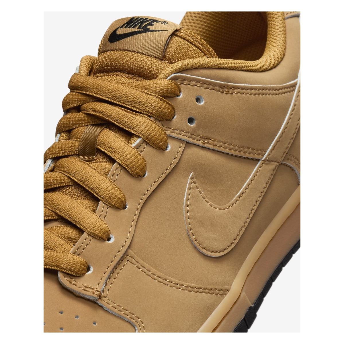 Nike Dunk Low Retro SE "Wheat"