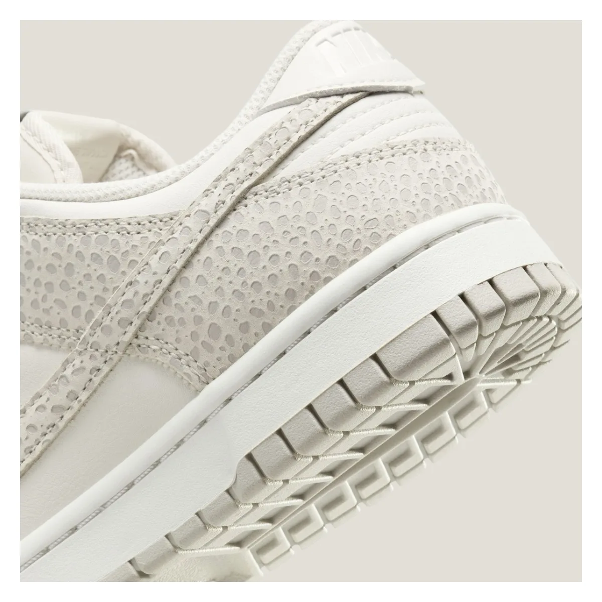 Nike Dunk Low Safari "Phantom"
