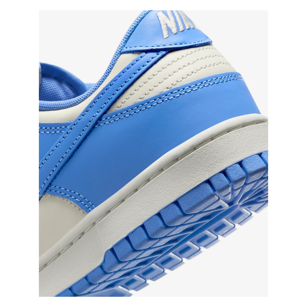 Nike Dunk Low "University Blue"