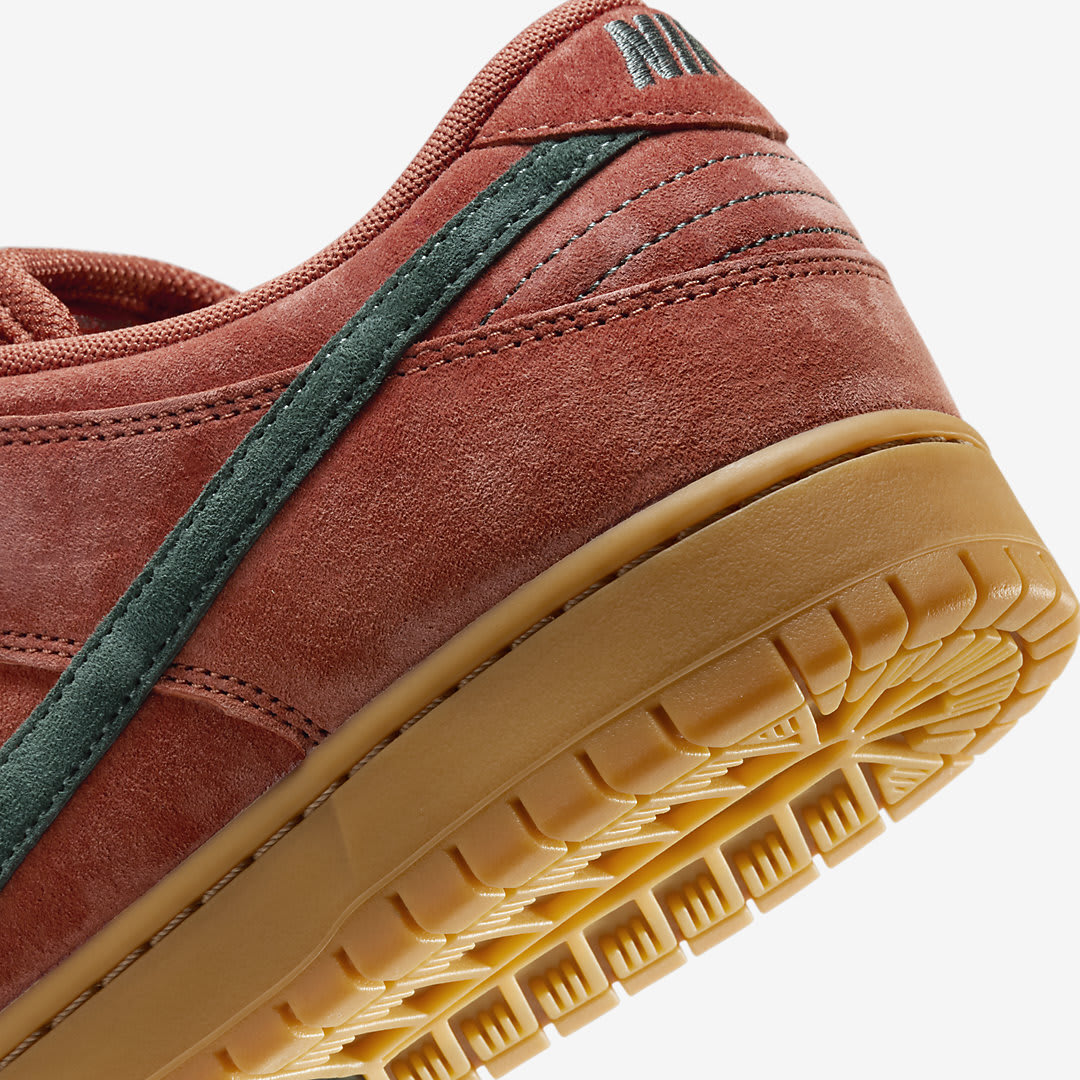 Nike SB Dunk Low "Burnt Sunrise"