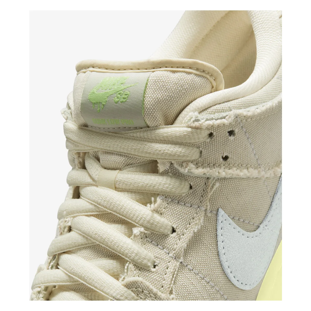 Nike SB Dunk Low "Mummy"
