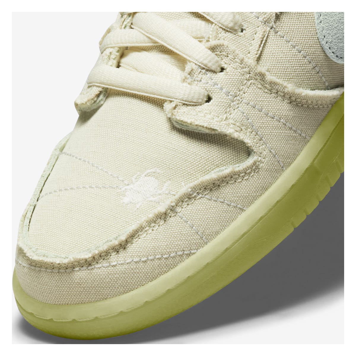 Nike SB Dunk Low "Mummy"