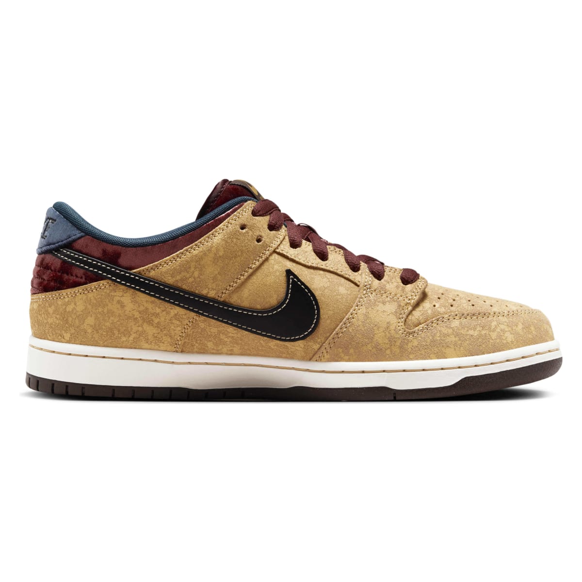 Nike SB Dunk Low Pro "City Of Cinema"