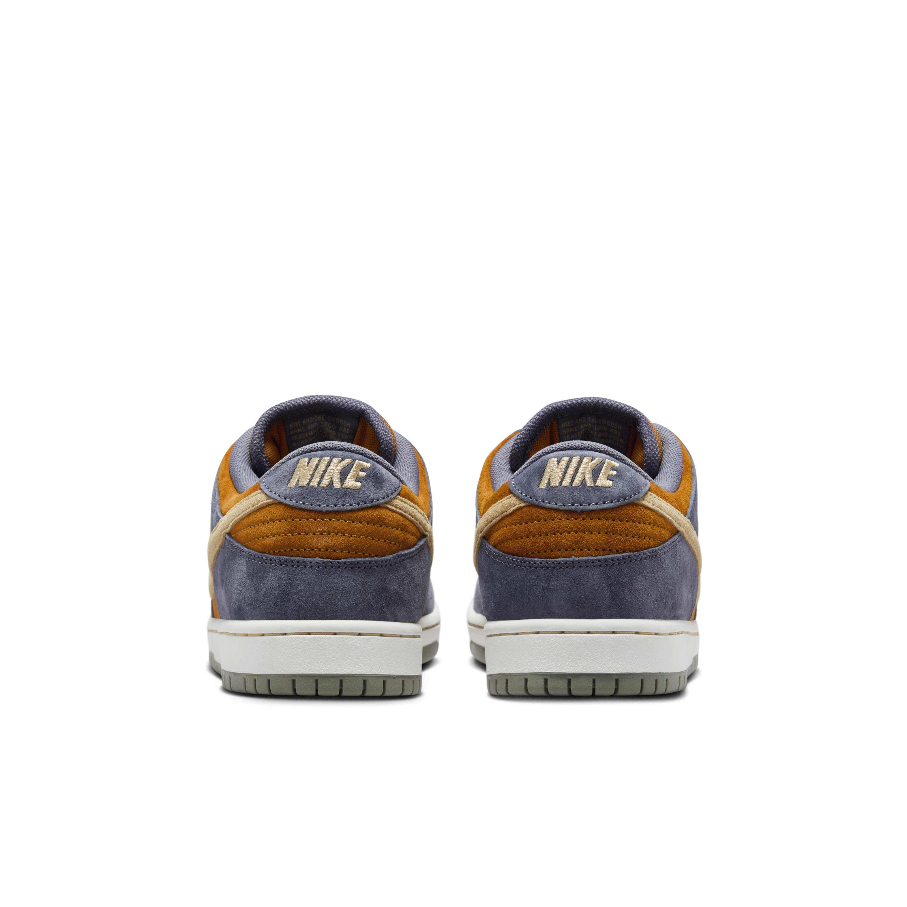 Nike SB Dunk Low Pro "Light Carbon"