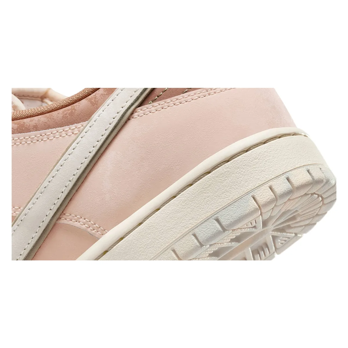 Nike SB Dunk Low Pro "Trocadéro Gardens"