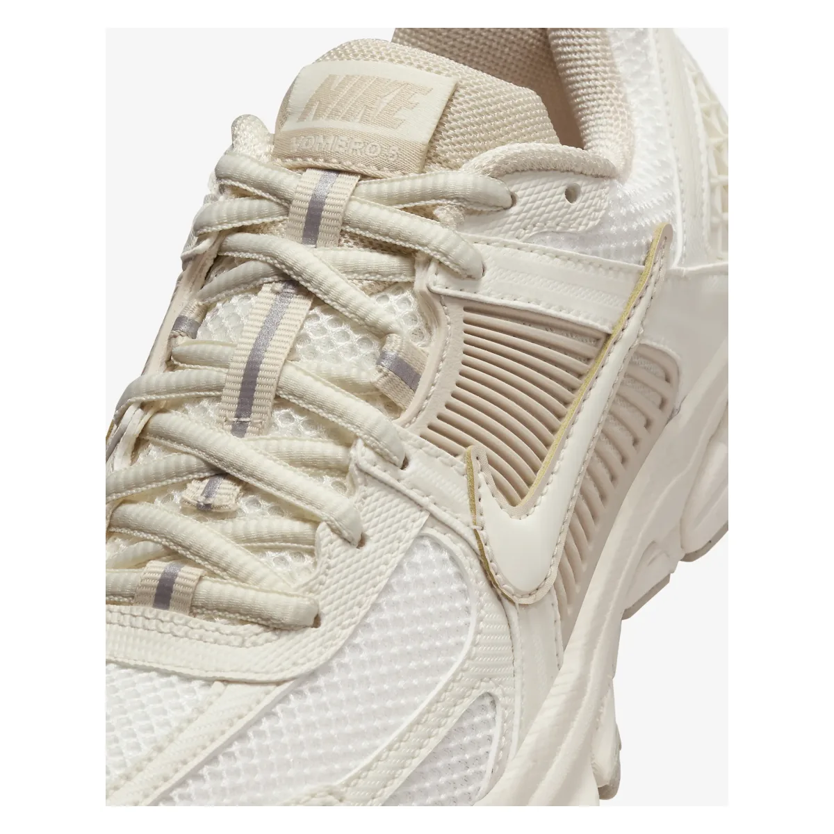Nike Vomero 5 GS "Sanddrift"