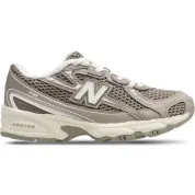 New Balance 740
