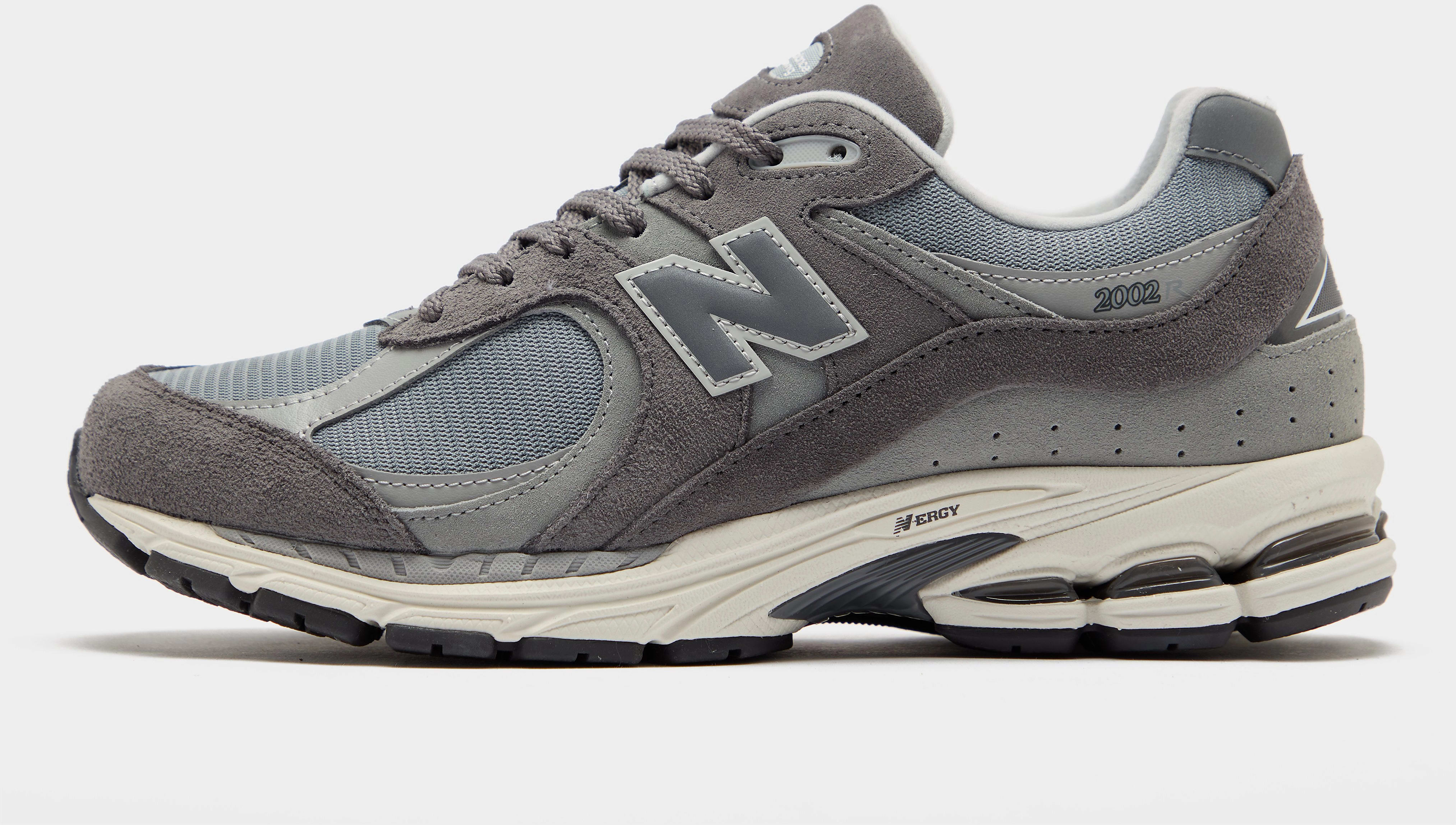 New Balance 2002R "Grey"