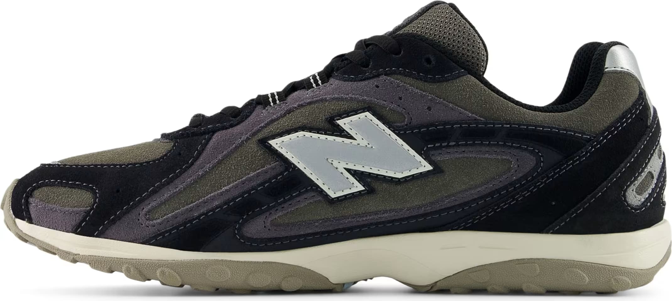 New Balance 204L "Black Magnet"