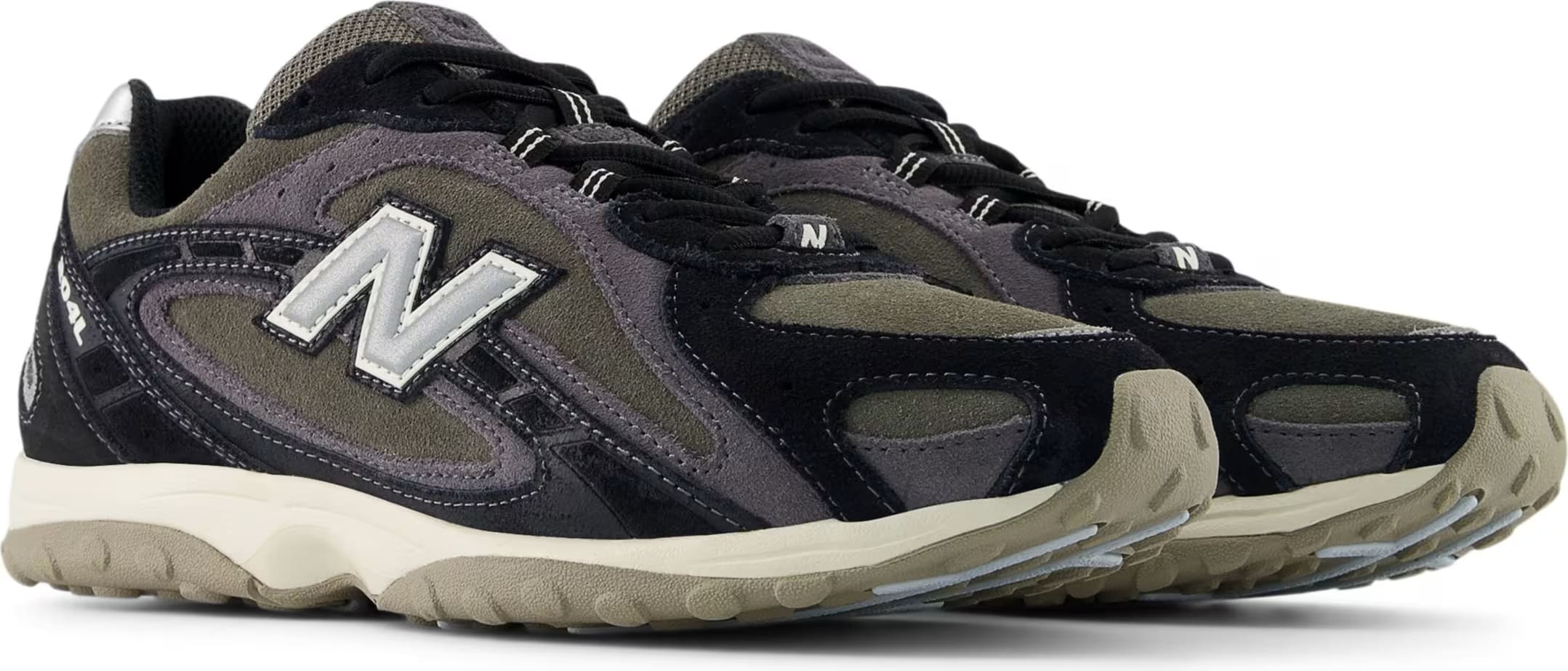 New Balance 204L "Black Magnet"
