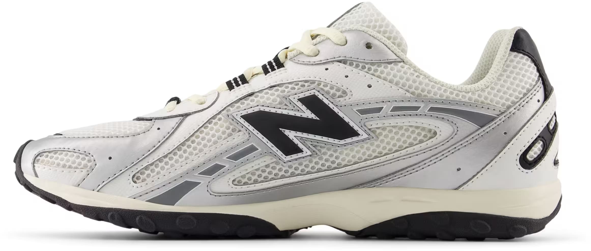 New Balance 204L "Black Silver Metallic"