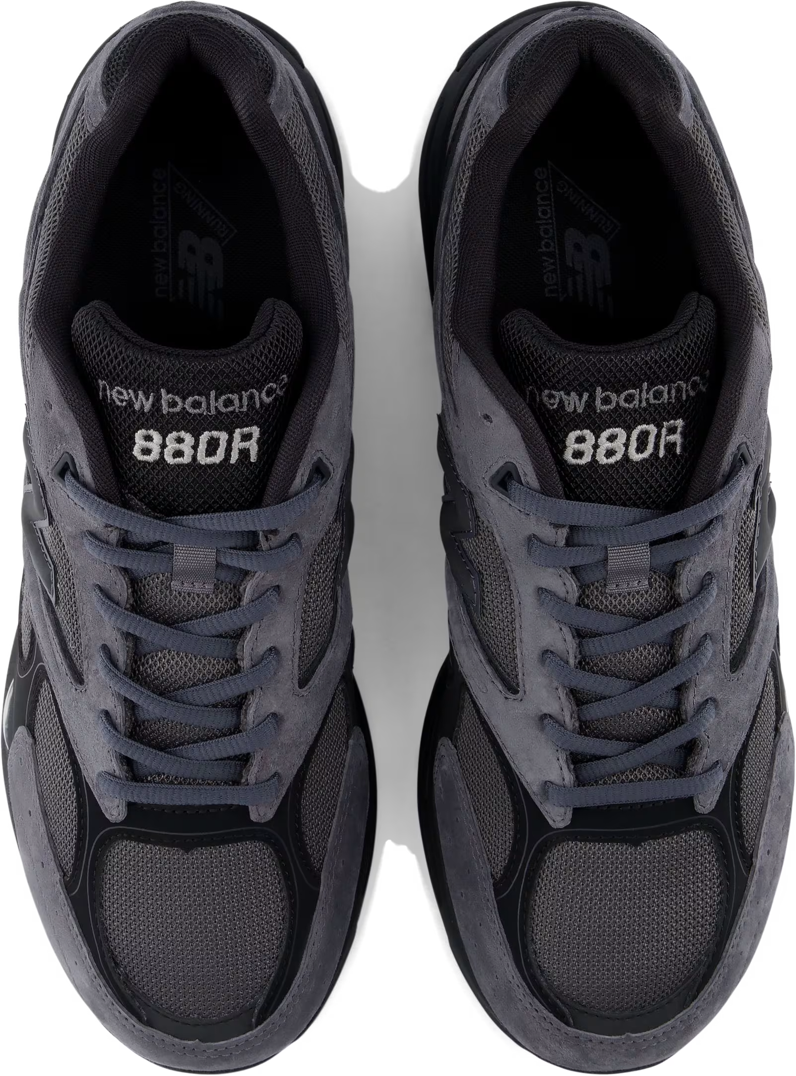 New Balance 880 "Black Magnet"