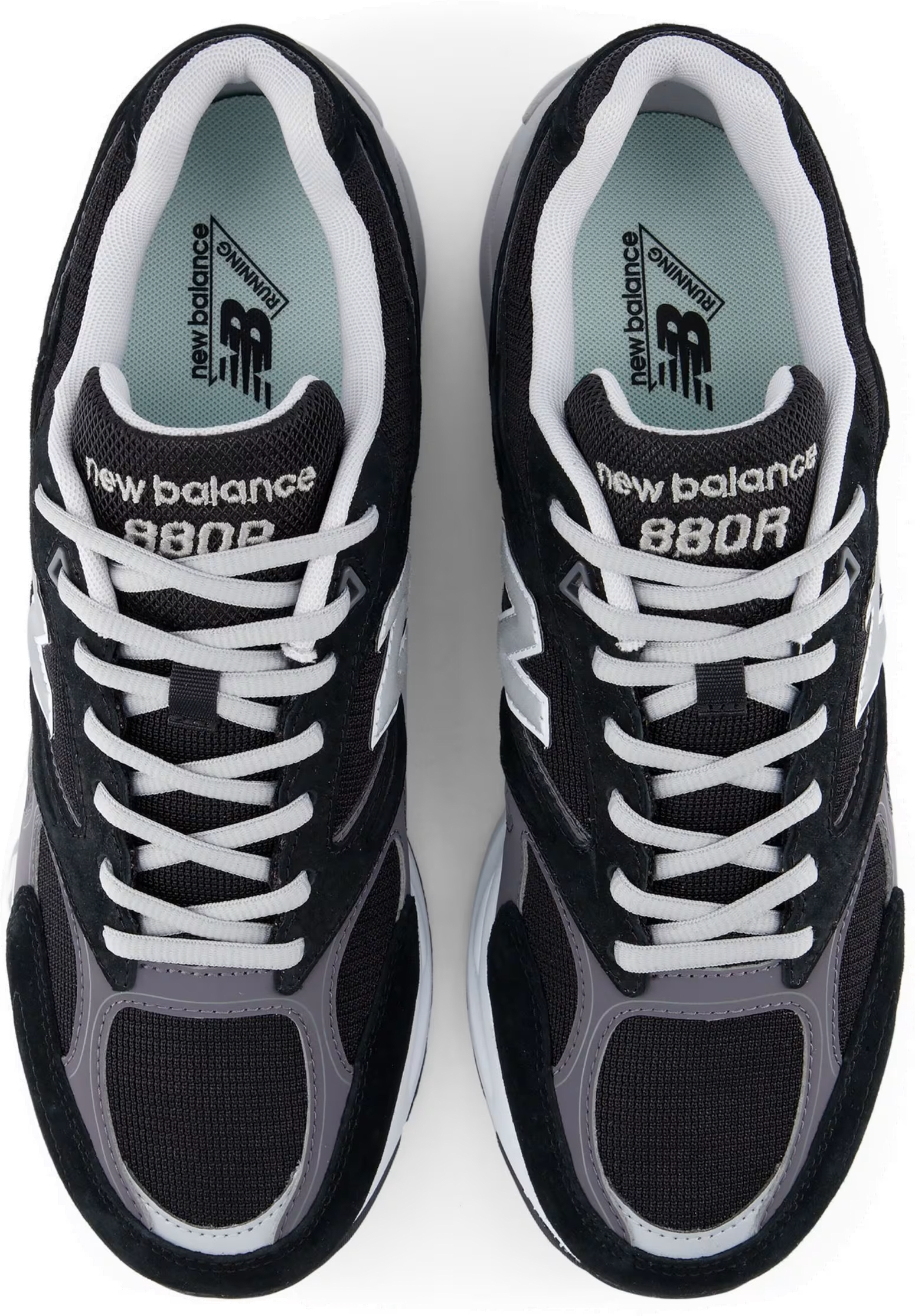 New Balance 880R