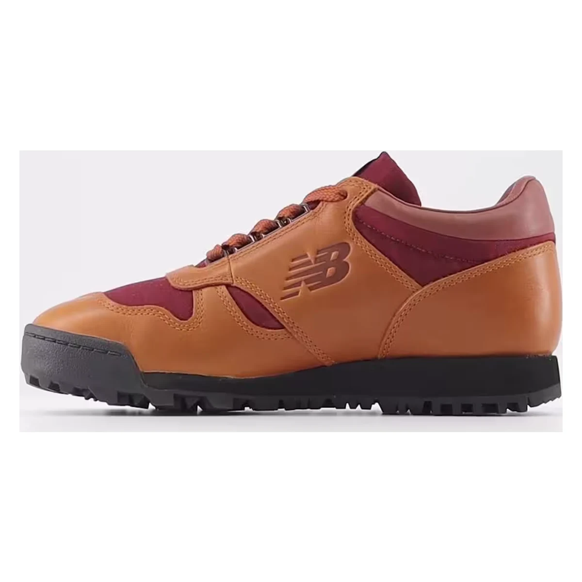 New Balance Rainier Low UAL GSOG