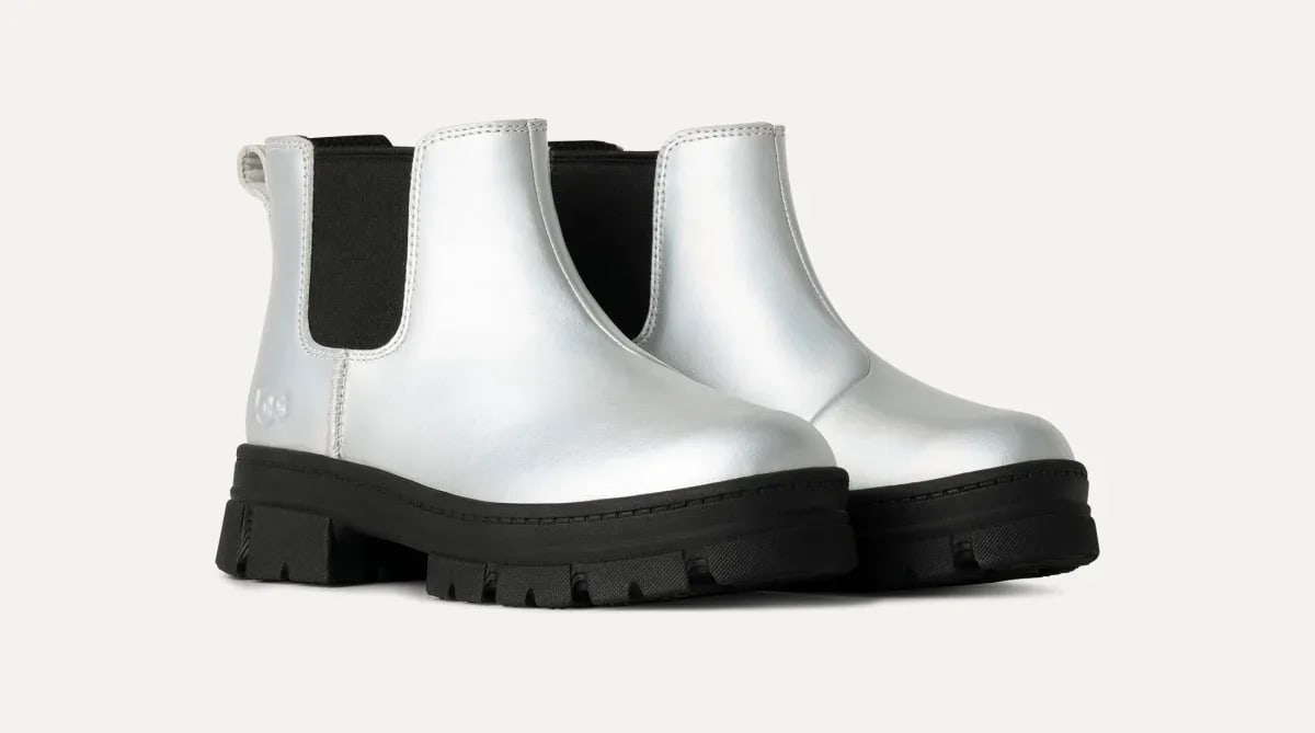 UGG Ashton Chelsea Shine Laars Kids "Silver"