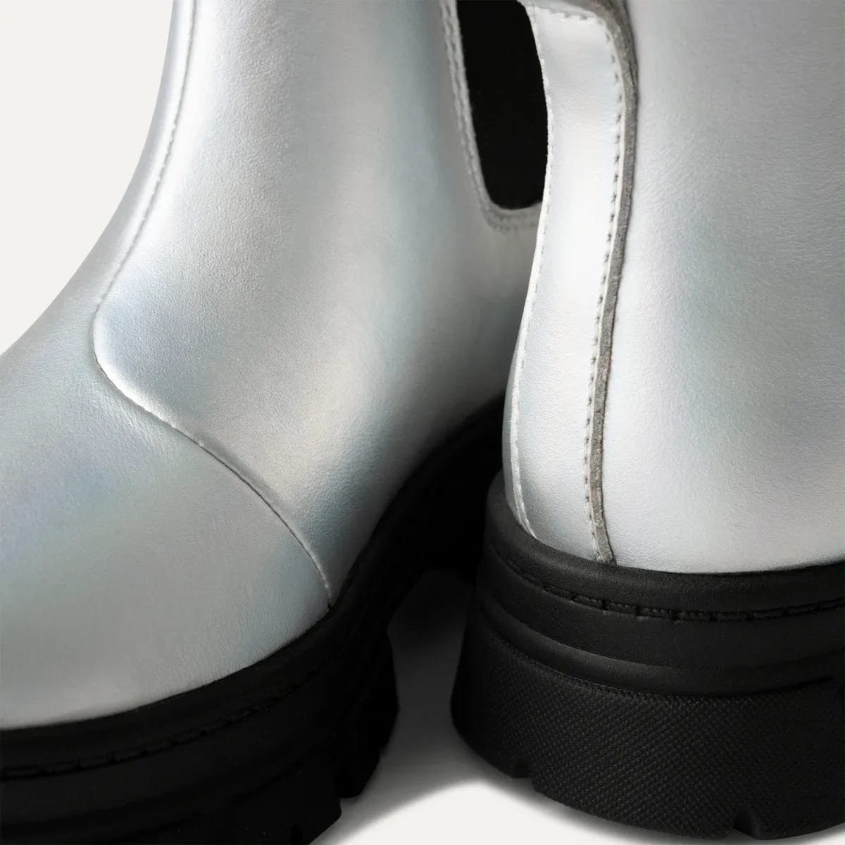 UGG Ashton Chelsea Shine Laars Kids "Silver"