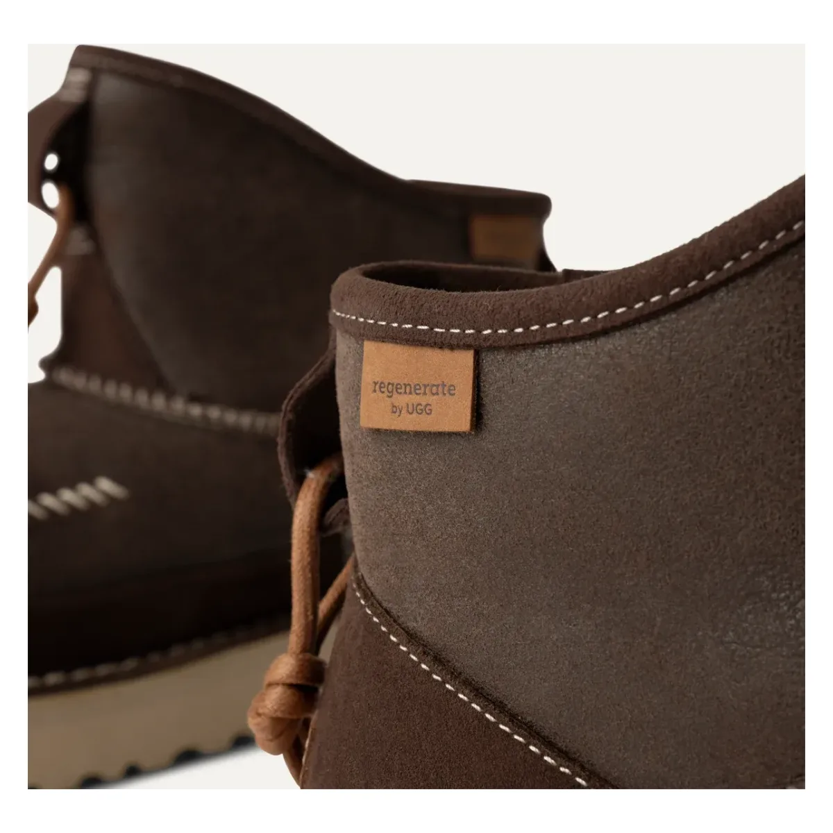 UGG Classic Campfire Crafted Regenerate Laars "Burnt Cedar"
