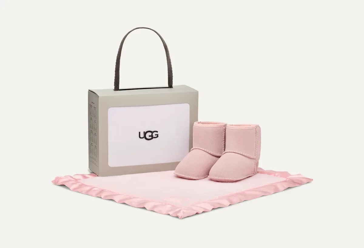 UGG Classic Laars Kids "Seashell Pink"