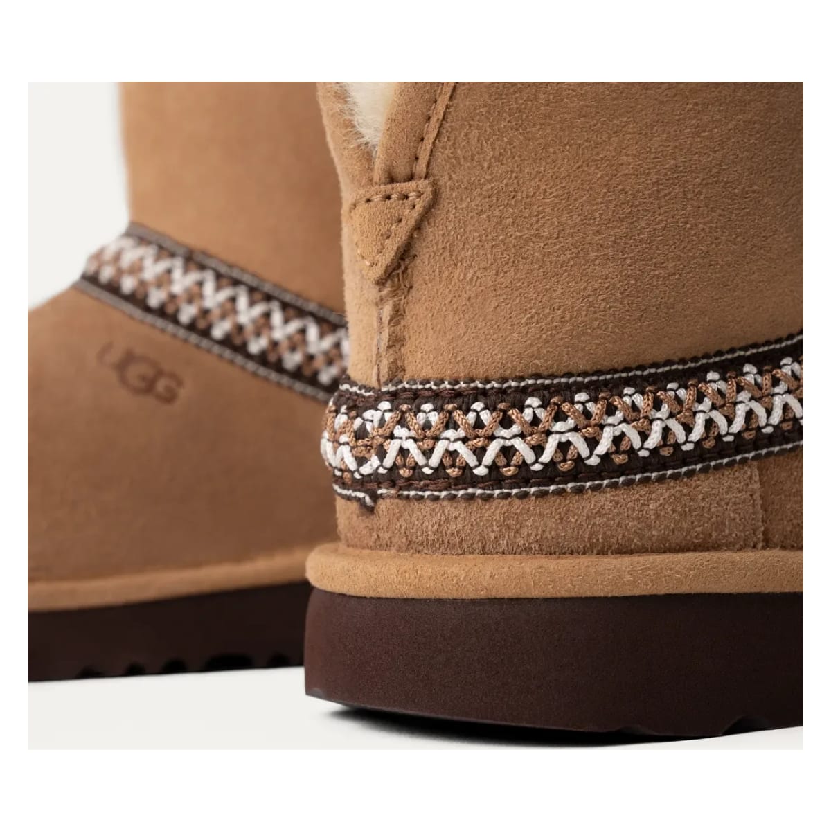 UGG Classic Mini Crescent Laars Kids "Chestnut"