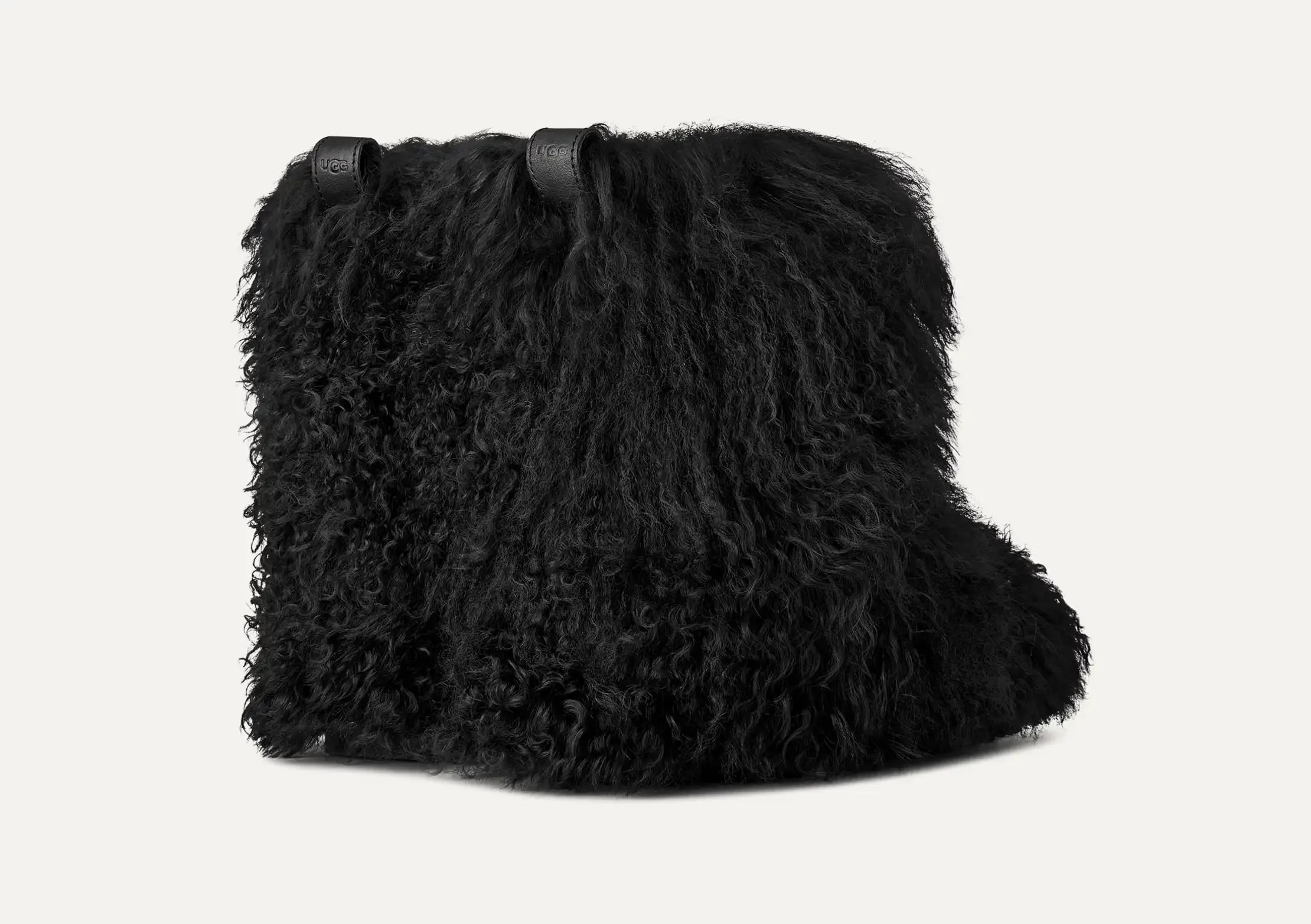 UGG Classic Short Fluff Momma Boot "Black"