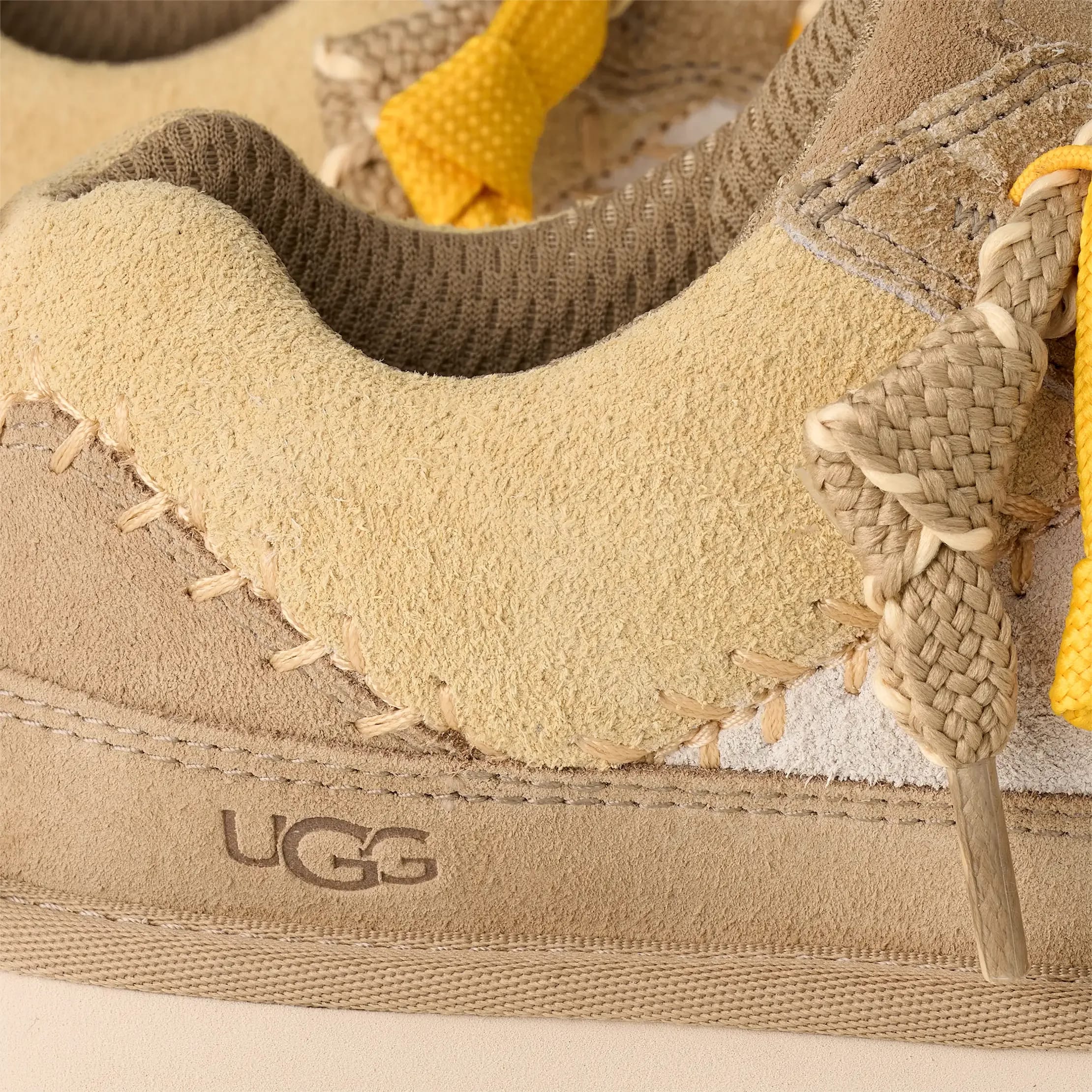 UGG Lo Lowmel Biarritz Dames "Mustard Seed"
