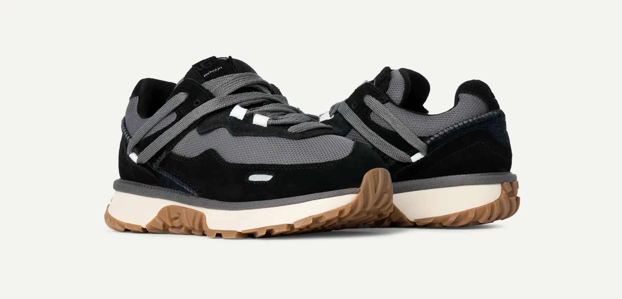 UGG Retrofi Low Dames "Black"