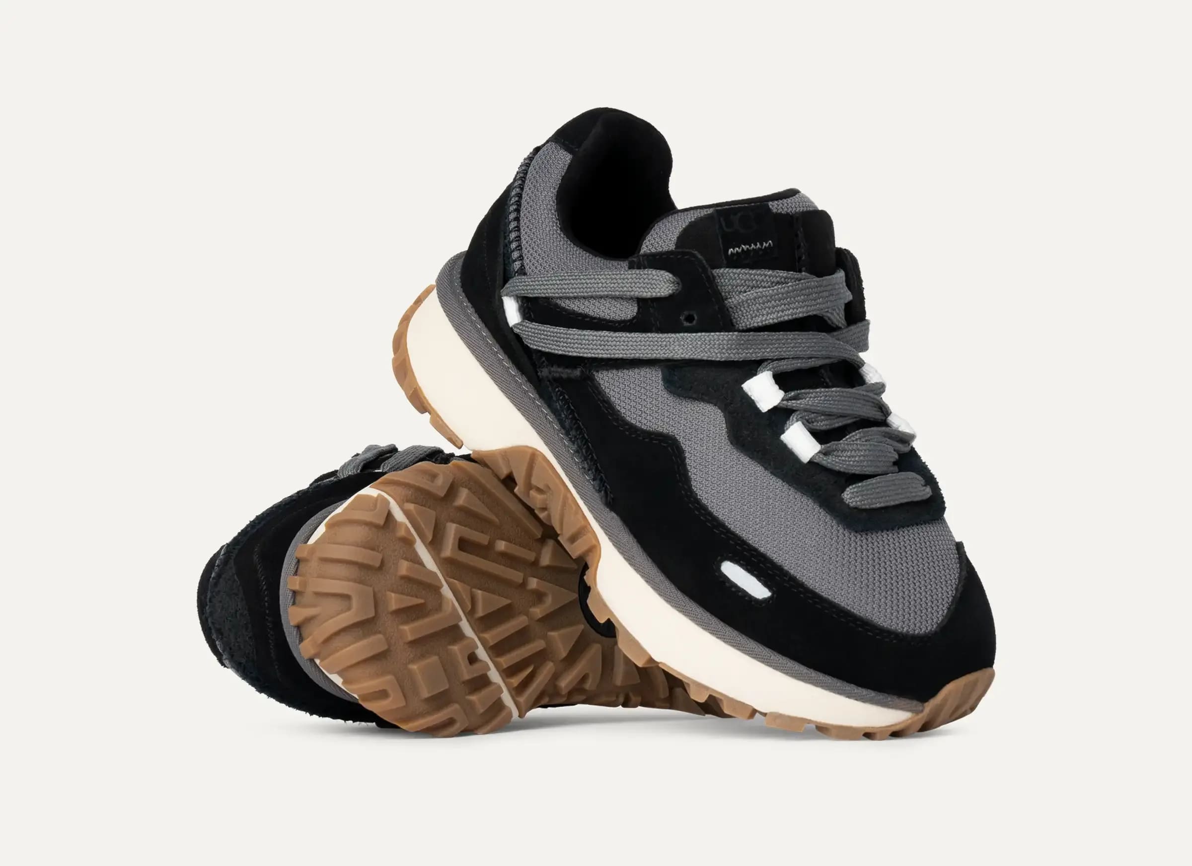 UGG Retrofi Low Dames "Black"