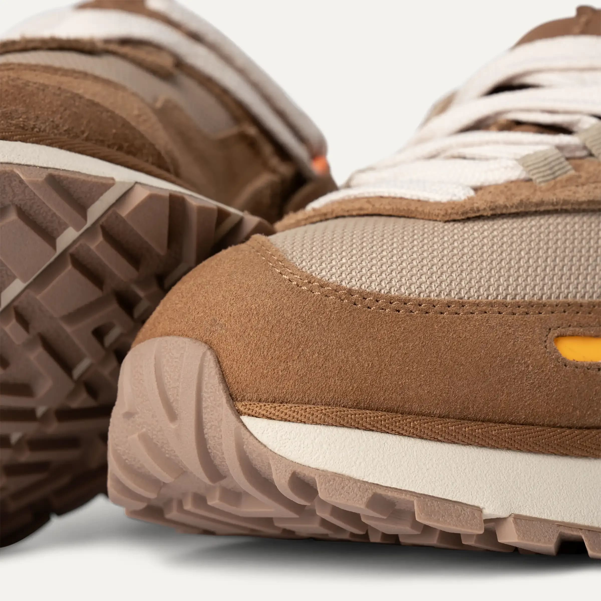 UGG Retrofi Low Dames "Chestnut"