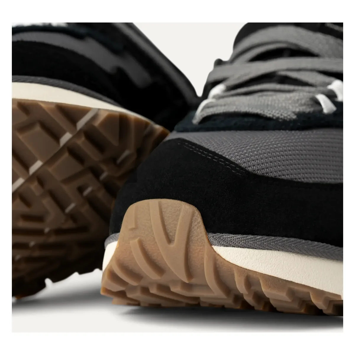 UGG Retrofi Low Heren "Black"