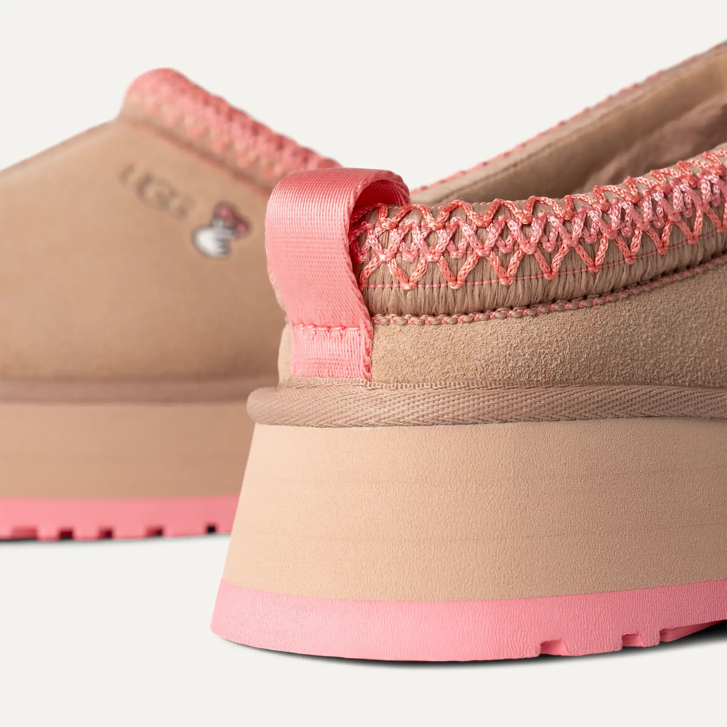 UGG Tazz Love '25 Dames "Arroyo"