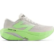 New Balance FuelCell SuperComp Trainer v3