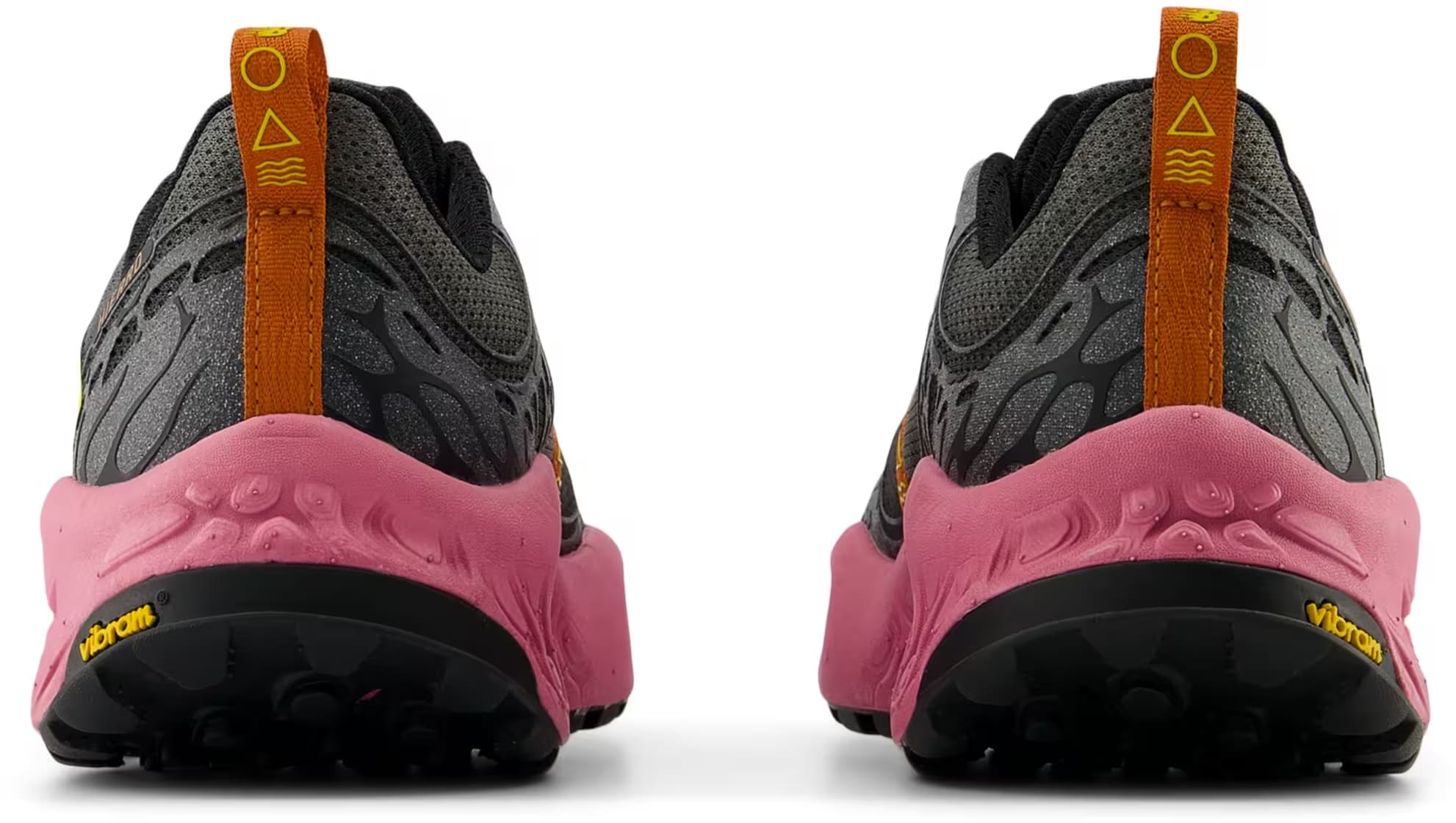 New Balance Fresh Foam x Hierro v8 "Black Real Pink"