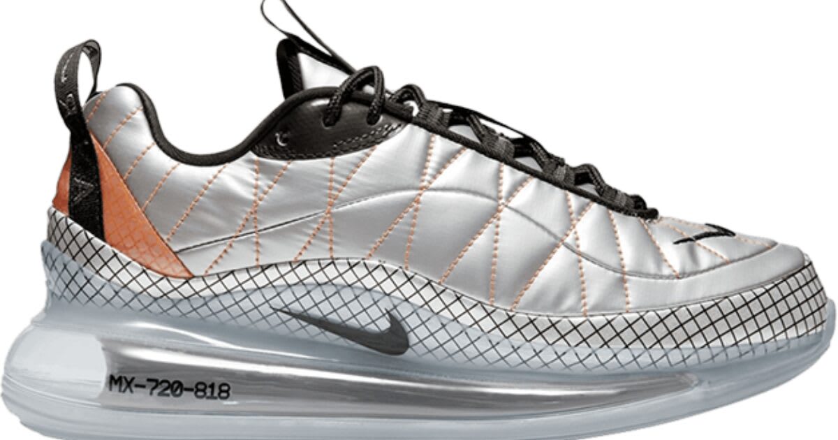 Nike Air MX 720-818 \